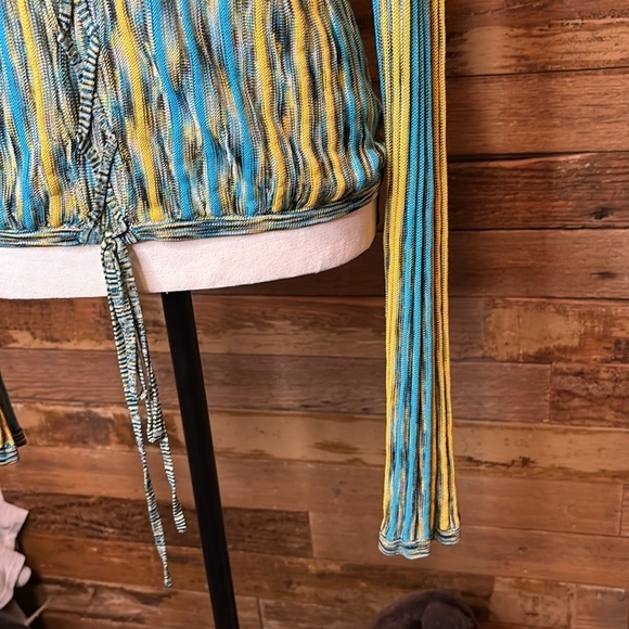 Laundry by Shelli Segal Striped V-Neck Women's Top tie front - Picture 3 of 7